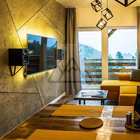 Widokowy Z Garazem I Widokiem Na Gory, Blisko Szlaki I Centrum